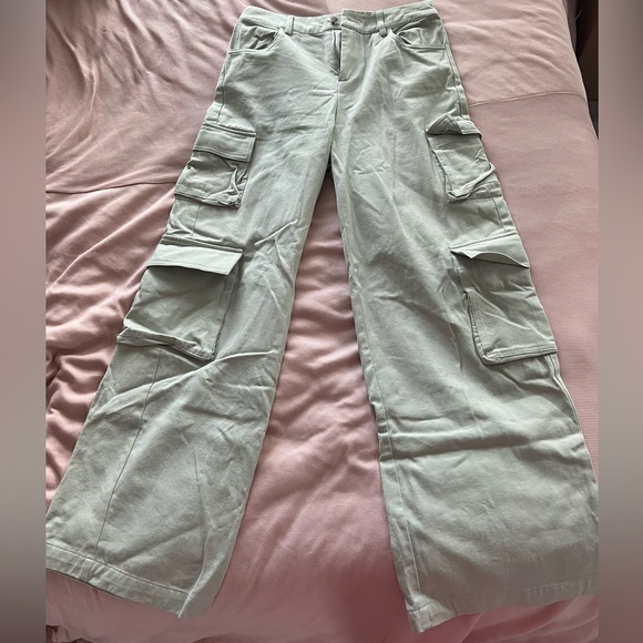 That’s So Fetch Venus cargo pants Sage - Picture 5 of 6